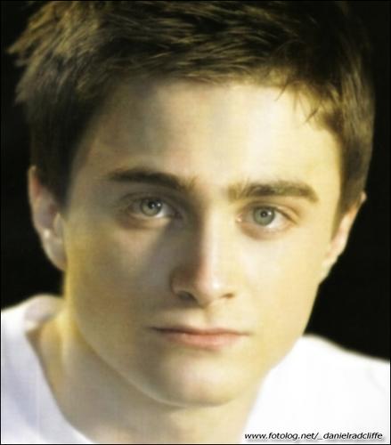 elijah wood daniel radcliffe. mistake Elijah Wood for